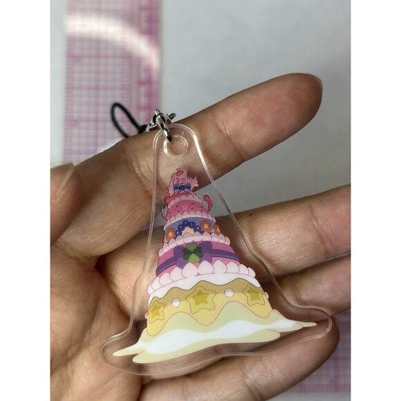 Pokemon 2021 Gigantamax Alcremie Acrylic Swing Keychain Charm - Picture 2 of 3